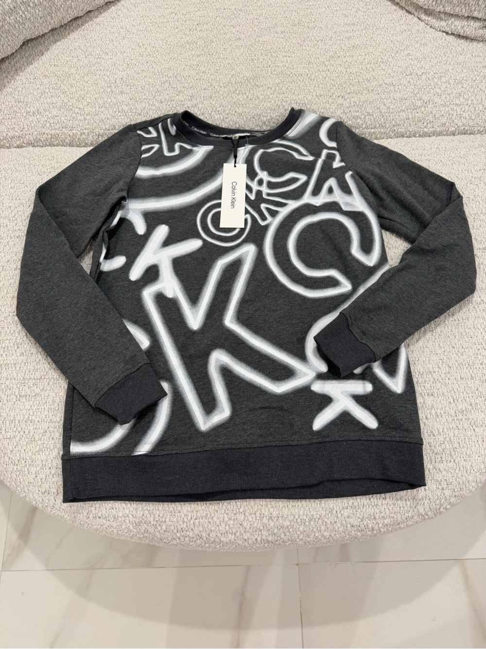 NWT Calvin Klein Oversized Printed Long Sleeve Sweatshirt